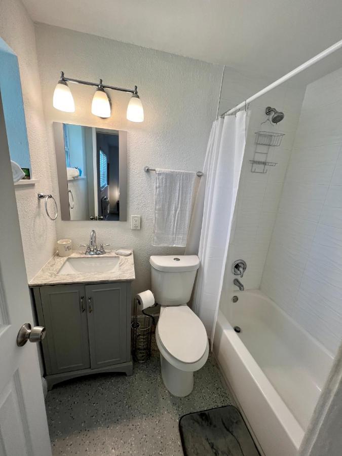 Cozy & Beautiful 1Bd Apartment W/Full Kitchen! Fort Lauderdale Exterior photo